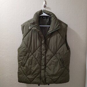 MEROKEETY Olive Green Quilted Puffer Vest – Size XL